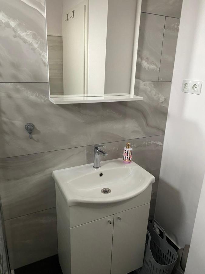 Studio Apartman Valentina Velika Mlaka Luaran gambar